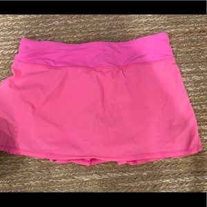 Lululemon size 8 play off the pleats skirt